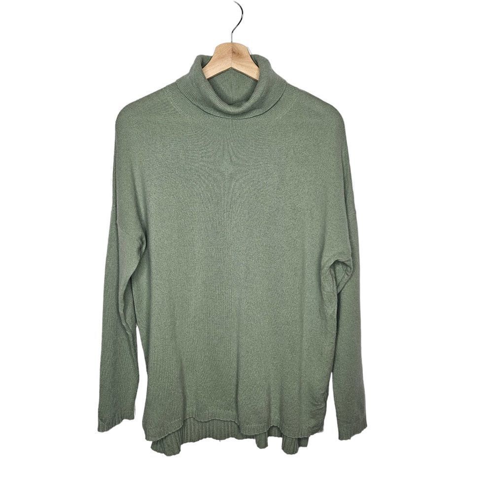 STATE CASHMERE Green Turtleneck Sweater Dolman High Low Hem Relaxed Fit